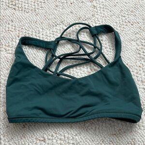 Lululemon Free to Be Bra